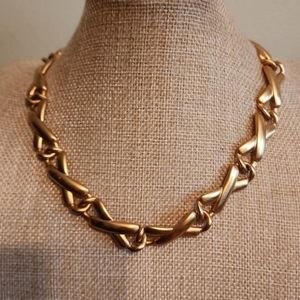 Vintage Anne Klein necklace